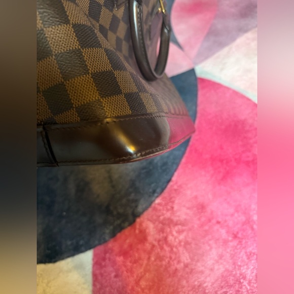 Louis Vuitton Damier Alma - Picture 8 of 16